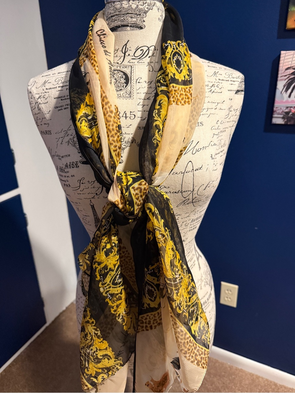 NWT Italian Chicco di Antica Sartoria scarf